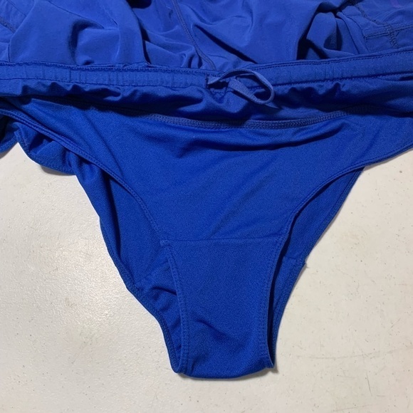 Athleta Womens lined Running Shorts size XL Purple Blue - Picture 9 of 10